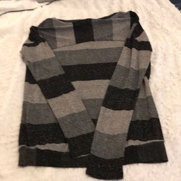 Cute long sleeved Splendid striped top - Picture 5 of 5